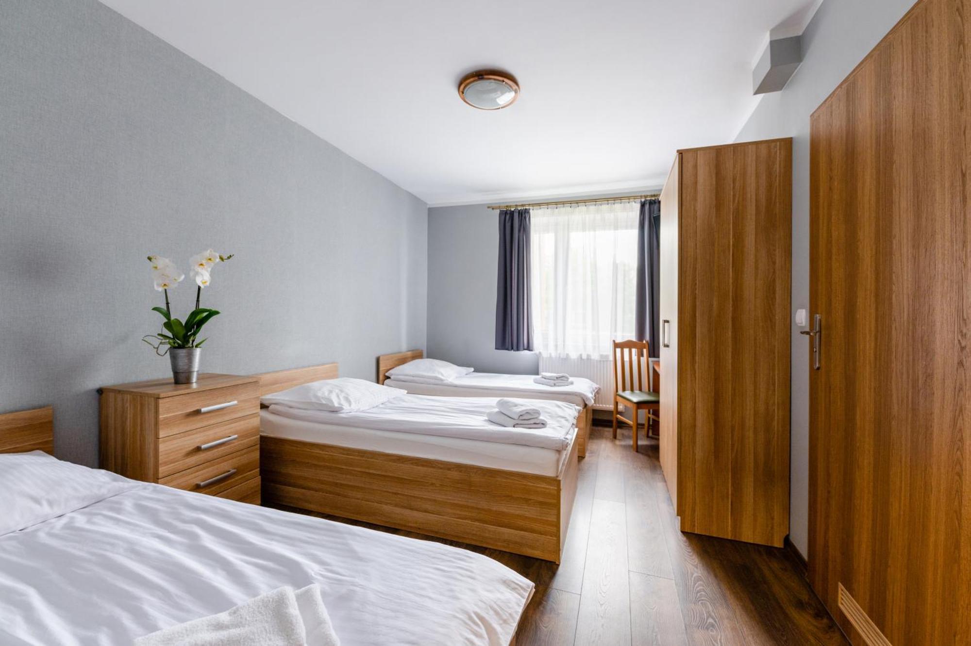 Bed and Breakfast Sleep&Go Lubliniec Exterior foto