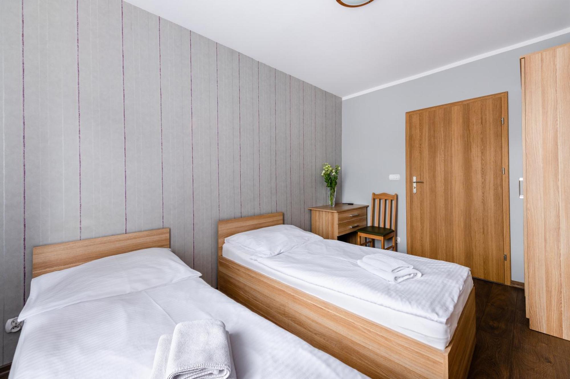 Bed and Breakfast Sleep&Go Lubliniec Exterior foto